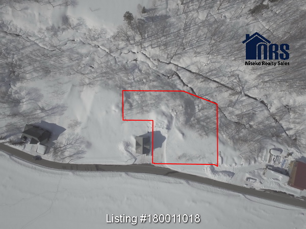 256-1AzaSogaWinterOutline