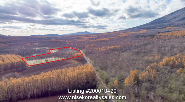 Kimobetsu Hiraoka_77-1_Looking in easterly direction with Mt Yotei to the right.