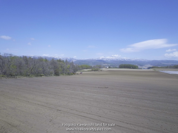 Block 332-129 view across farmland in front of block to Kyogoku Valley.