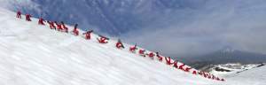 Enjoying the Niseko Spring Snowboarding